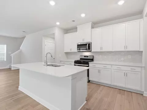 Kitchen - 913 Appalachian Dr, Moore, SC 29369 photo 1 of 1