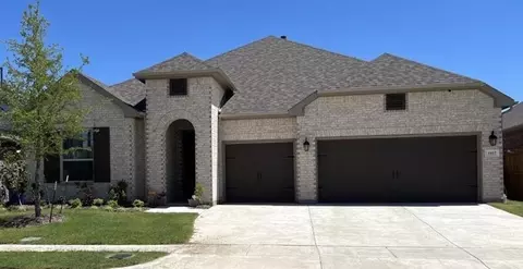 221 Wintergrass Dr, Waxahachie, TX 75165