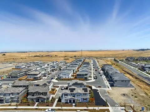 View/Area - 2441 Cinnabar Dr, Fairfield, CA 94533 photo 3 of 10