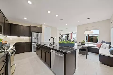 Kitchen - 2441 Cinnabar Dr, Fairfield, CA 94533 photo 4 of 11