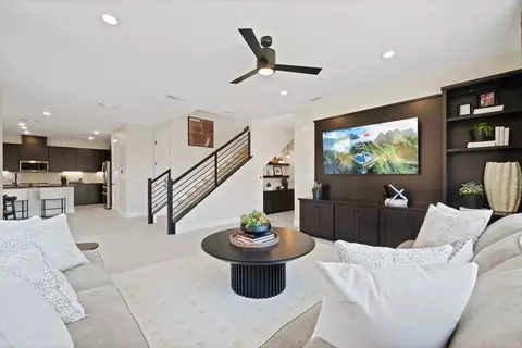 Living - 2441 Cinnabar Dr, Fairfield, CA 94533 photo 1 of 4