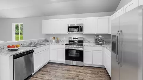 Kitchen - Northshore Dr, Benton, AR 72015 photo 1 of 2