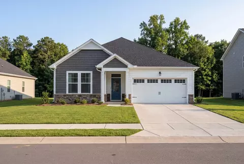 15 Fellow Dr, Lillington, NC 27546