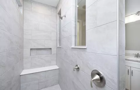 Bath - 8959 Bryce Rd, Plain City, OH 43064 photo 1 of 2