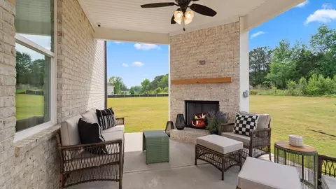 Exterior - 605 Button Grv, Hampton, GA 30228 photo 5 of 7