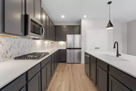 Kitchen - 1805 Garlock Dr, Leander, TX 78641 photo 4 of 4
