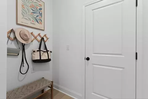 Entry Way - 1010 Nichols Farm Cir, Dacula, GA 30019 photo 3 of 3