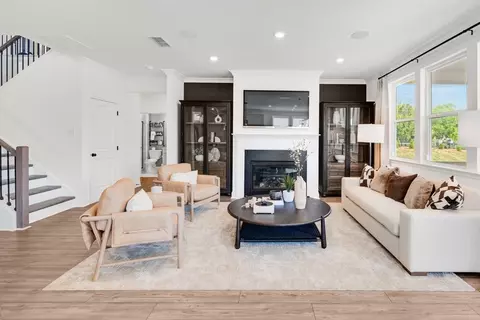 Living - 1010 Nichols Farm Cir, Dacula, GA 30019 photo 4 of 4