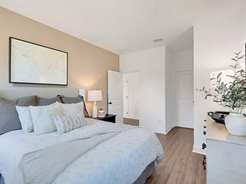 Bedroom - 1010 Nichols Farm Cir, Dacula, GA 30019 photo 3 of 9