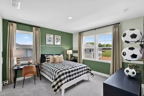 Bedroom - 1010 Nichols Farm Cir, Dacula, GA 30019 photo 13 of 14