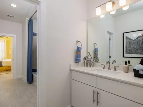 Bath - 3305 Emerald Lake Path, Georgetown, TX 78628 photo 6 of 9