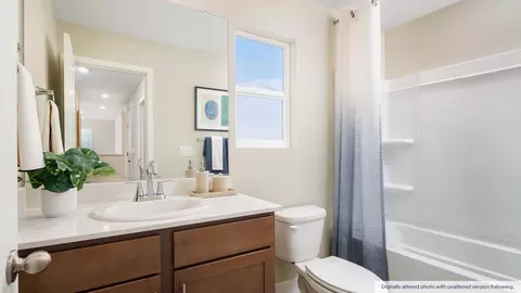 Bath - 1425 Founders Point Dr, Modesto, CA 95356 photo 4 of 8