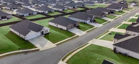132 Sager Cir, Harvest, AL 35749