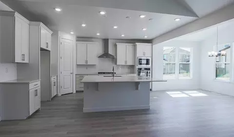 881 W Black Tail St, Saratoga Springs, UT 84045