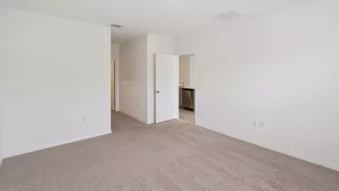 Bedroom - 5530 Savona Dr, Sebring, FL 33872 photo 1 of 7