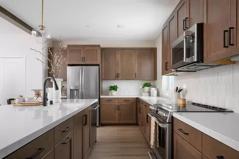 Kitchen - 27363 Harrier Ct, Valencia, CA 91381 photo 2 of 2