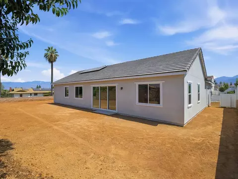 Exterior - 1420 Moore St, Redlands, CA 92374 photo 2 of 7