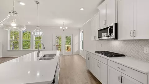 Kitchen - 610 Edgar St, Hampton, GA 30228 photo 1 of 6