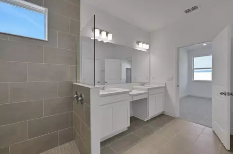 Bath - 4500 Firefly Ln, Saint Cloud, FL 34772 photo 2 of 6