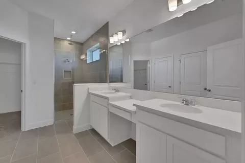 Bath - 4500 Firefly Ln, Saint Cloud, FL 34772 photo 1 of 6