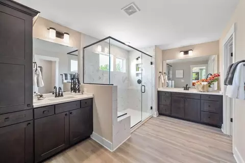Bath - 175 Ford Meadows Dr, Garner, NC 27529 photo 2 of 6