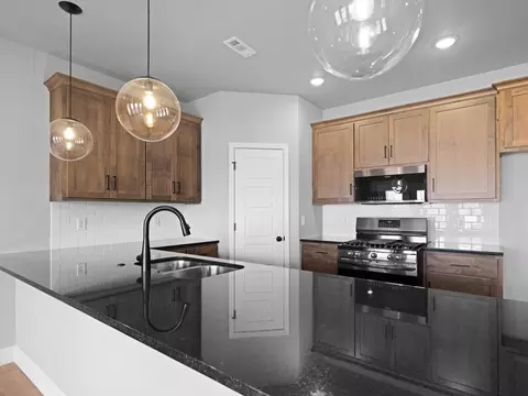 Kitchen - 2033 E 130 St, Jenks, OK 74037 photo 5 of 14