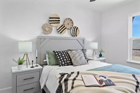 Bedroom - 2033 E 130 St, Jenks, OK 74037 photo 2 of 9