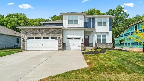 7107 Caledonian Ave, Huber Heights, OH 45424
