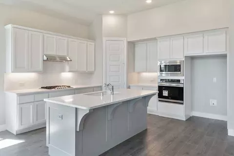 Kitchen - 325 Vale Run, Kyle, TX 78640 photo 4 of 4