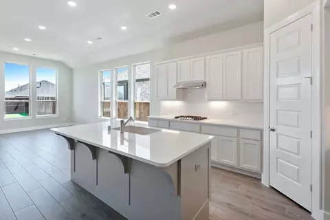 Kitchen - 325 Vale Run, Kyle, TX 78640 photo 1 of 4