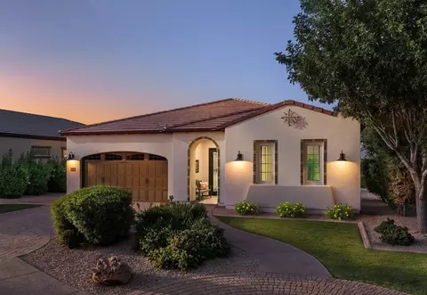 Exterior - 1035 E Combs Rd, Queen Creek, AZ 85140 photo 6 of 10