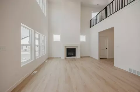 Living - 3643 N Eagle Meadows Dr #313, Eagle Mountain, UT 84005 photo 3 of 5