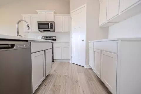 Entry Way - Fairfield Dr, Ankeny, IA 50023 photo 1 of 2