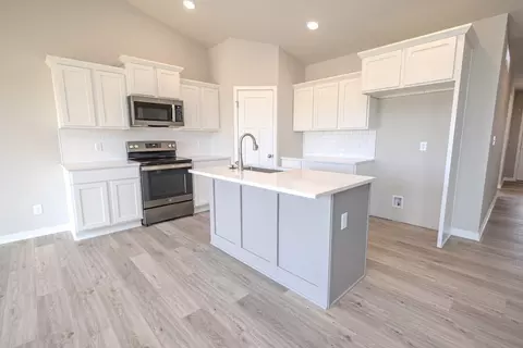 Kitchen - Fairfield Dr, Ankeny, IA 50023 photo 1 of 3