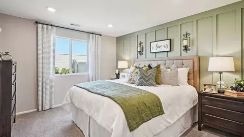 Bedroom - 31136 Maple Bark Dr, Winchester, CA 92596 photo 1 of 7