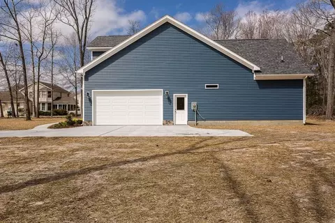 Exterior - 234 Hall Rd, Hampton, VA 23664 photo 14 of 22