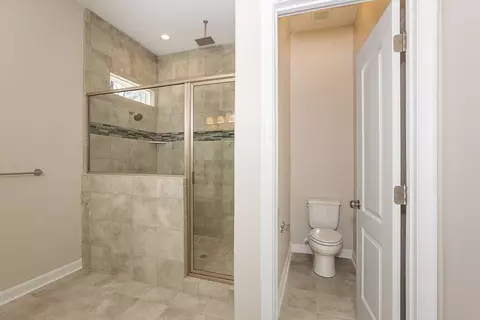 Bath - 234 Hall Rd, Hampton, VA 23664 photo 3 of 12