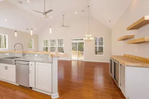 Living - 234 Hall Rd, Hampton, VA 23664 photo 1 of 10