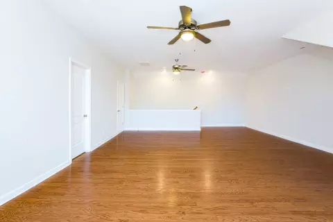 Living - 234 Hall Rd, Hampton, VA 23664 photo 5 of 10