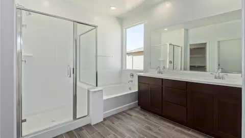 Bath - 1254 E Ridgerock Loop, Casa Grande, AZ 85122 photo 1 of 8