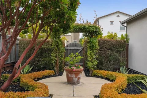 Exterior - 2988 Bluffs Dr, Marina, CA 93933 photo 5 of 19