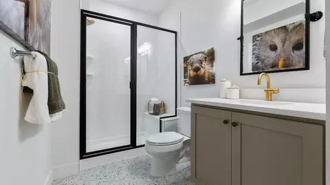Bath - 24217 E 53rd Dr, Aurora, CO 80019 photo 2 of 8