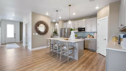 Entry Way - 24217 E 53rd Dr, Aurora, CO 80019 photo 2 of 5