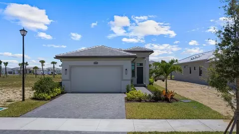 8065 SW Andrea Way, Port Saint Lucie, FL 34987
