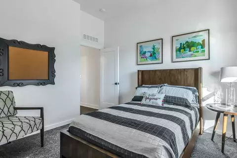 Bedroom - 16140 Tall Grass Dr, Moore, OK 73170 photo 6 of 7
