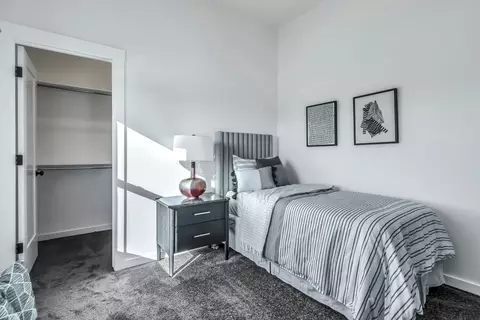Bedroom - 16140 Tall Grass Dr, Moore, OK 73170 photo 4 of 7