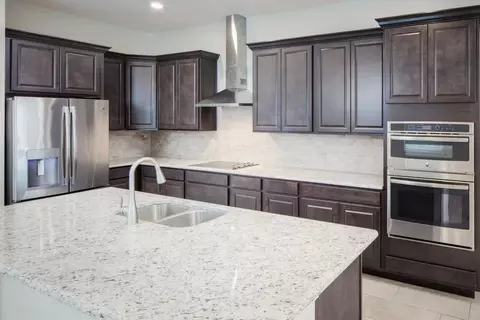 Kitchen - 10206 Pearson Ave, Orlando, FL 32827 photo 4 of 5