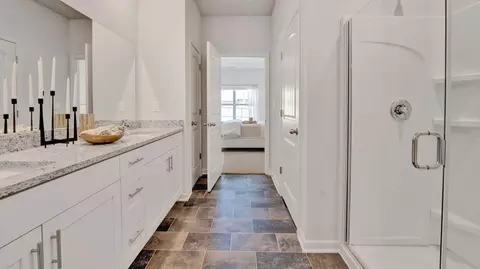 Entry Way - 23 Powell Pl, Byhalia, MS 38611 photo 2 of 6