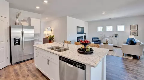 Kitchen - 23 Powell Pl, Byhalia, MS 38611 photo 6 of 14
