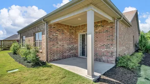 Exterior - 23 Powell Pl, Byhalia, MS 38611 photo 5 of 6